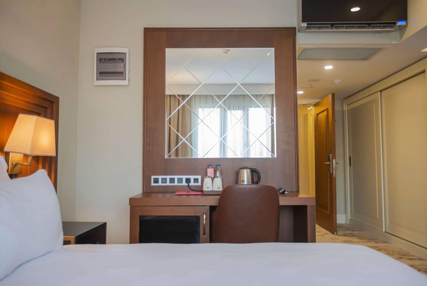 Ramada-Plaza-By-Wyndham-Istanbul-Sultanahmet-Room-50