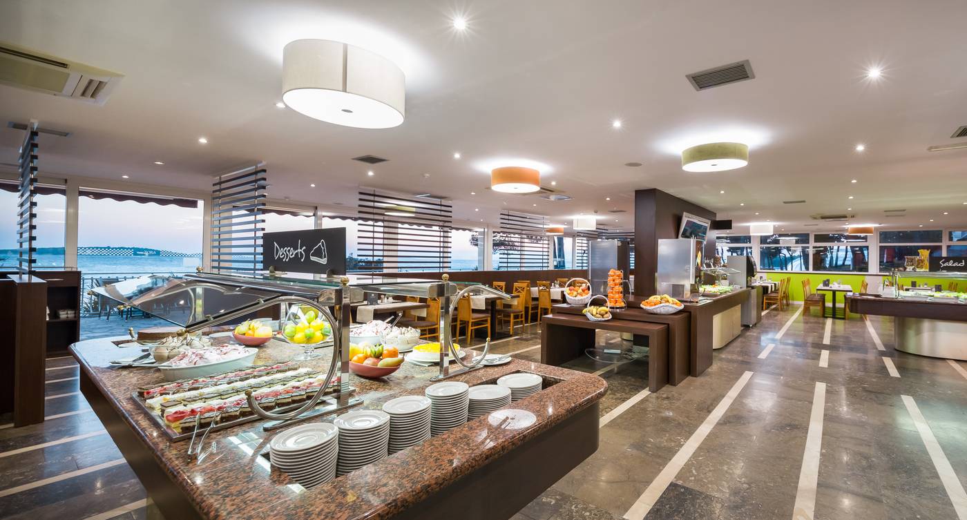 Hotel-Zora-Restaurant-20