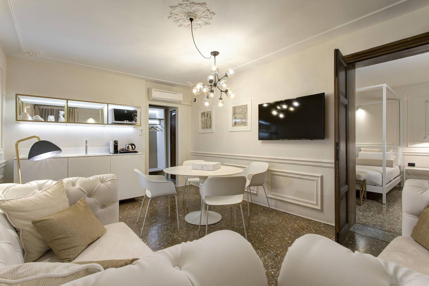 San-Marco-Suite-755-Room-28