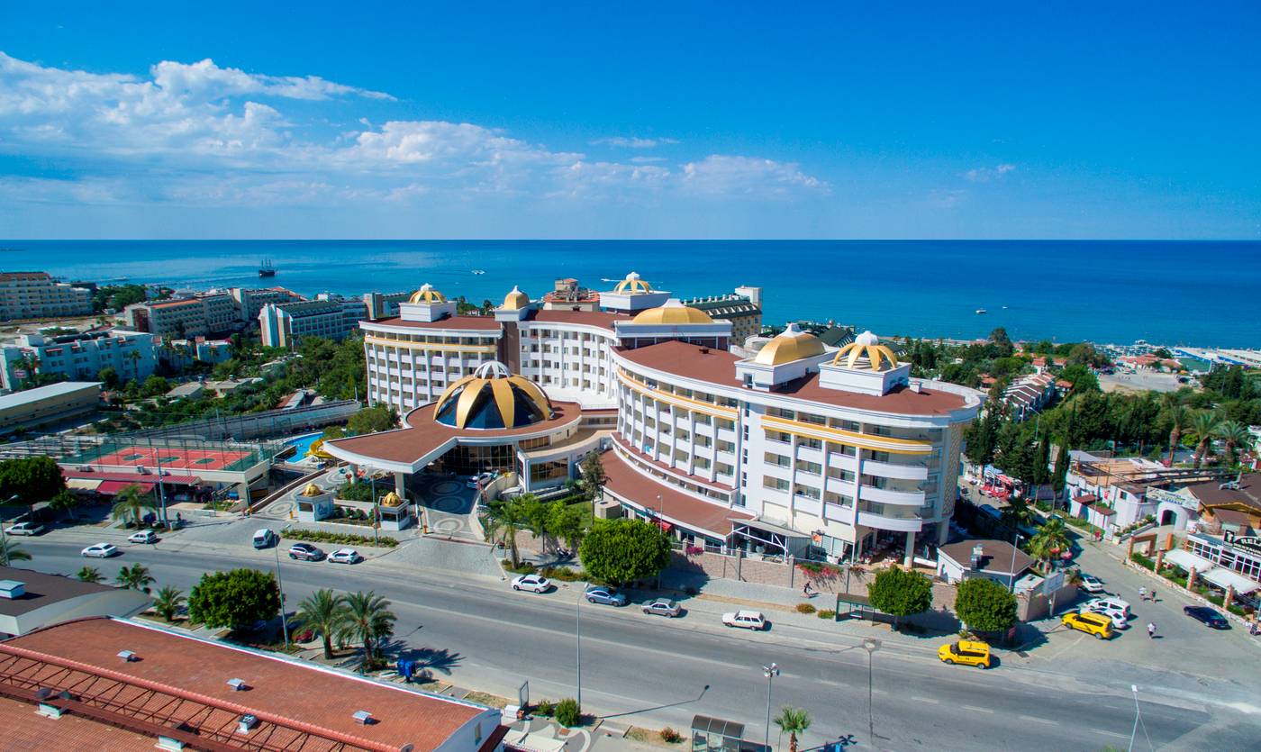 Side-Alegria-Hotel---Spa-General-view-72