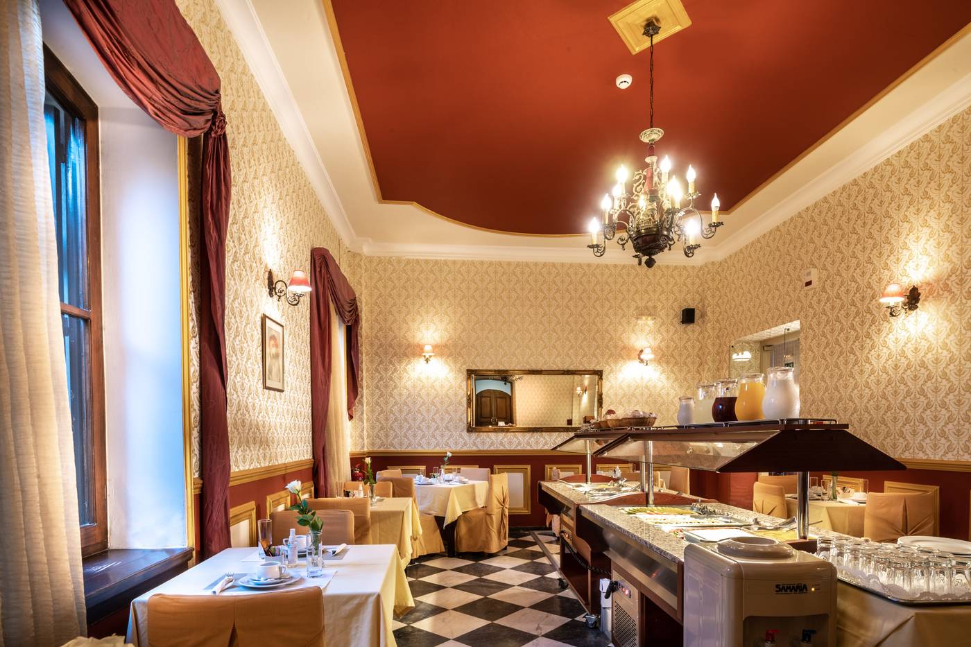 Halepa-Restaurant-35