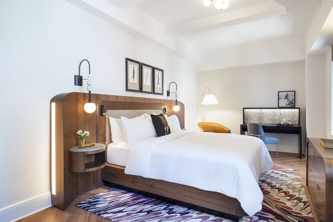 The-Benjamin-Royal-Sonesta-Hotel-Room-22