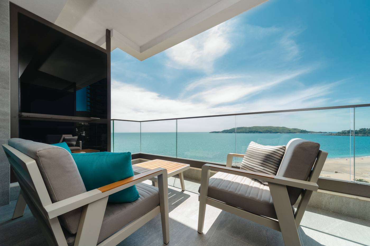 Katamare-Hotel-Room-20