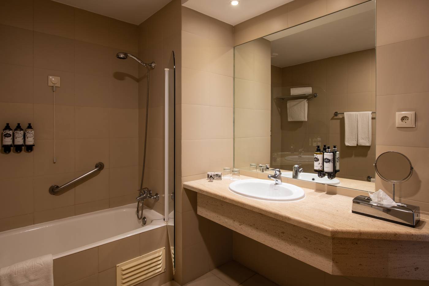 Hotel-Mundial-Room-44