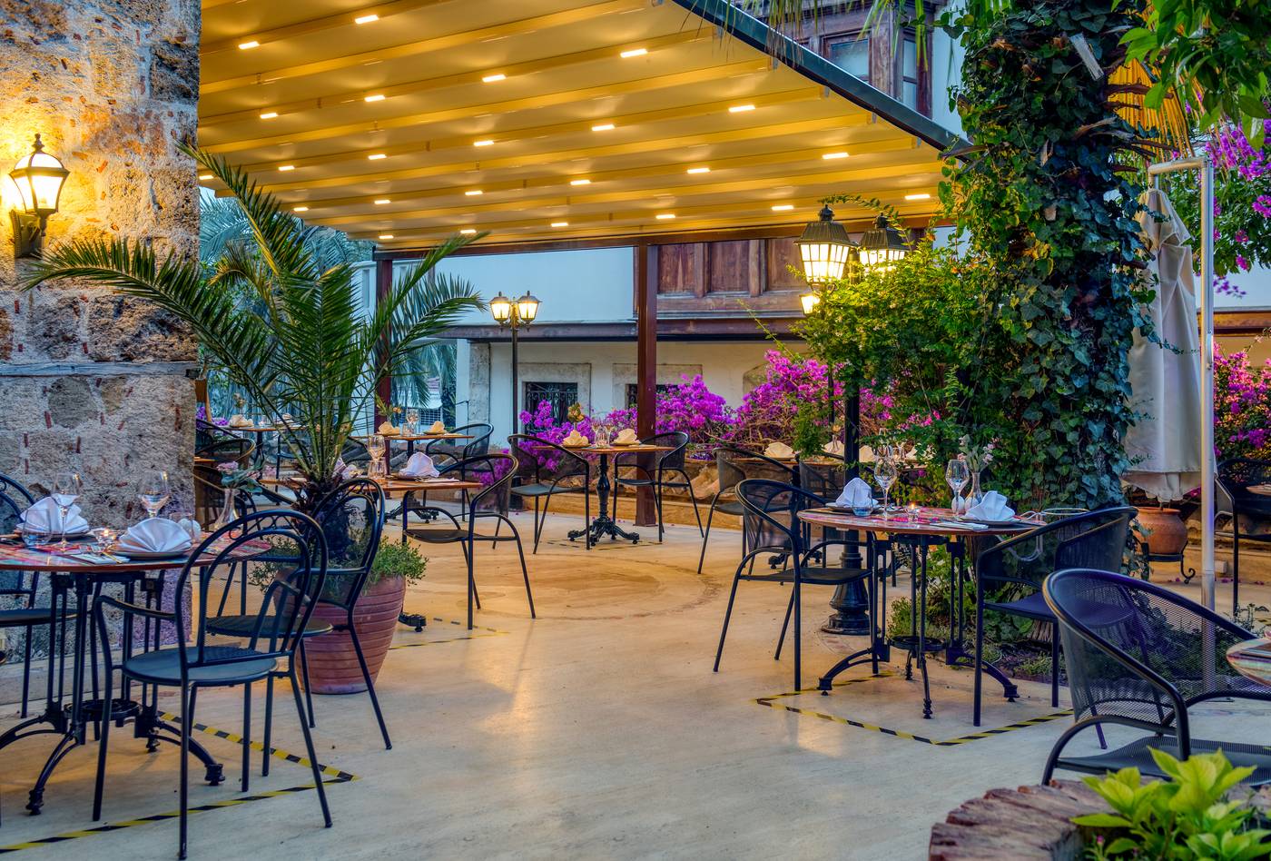 Dogan-Hotel-Restaurant-17