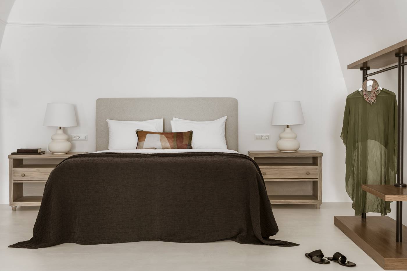 Aqua-Luxury-Suites-Room-34