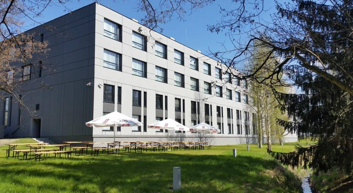 Warsaw-Plaza-Hotel-General-view-5