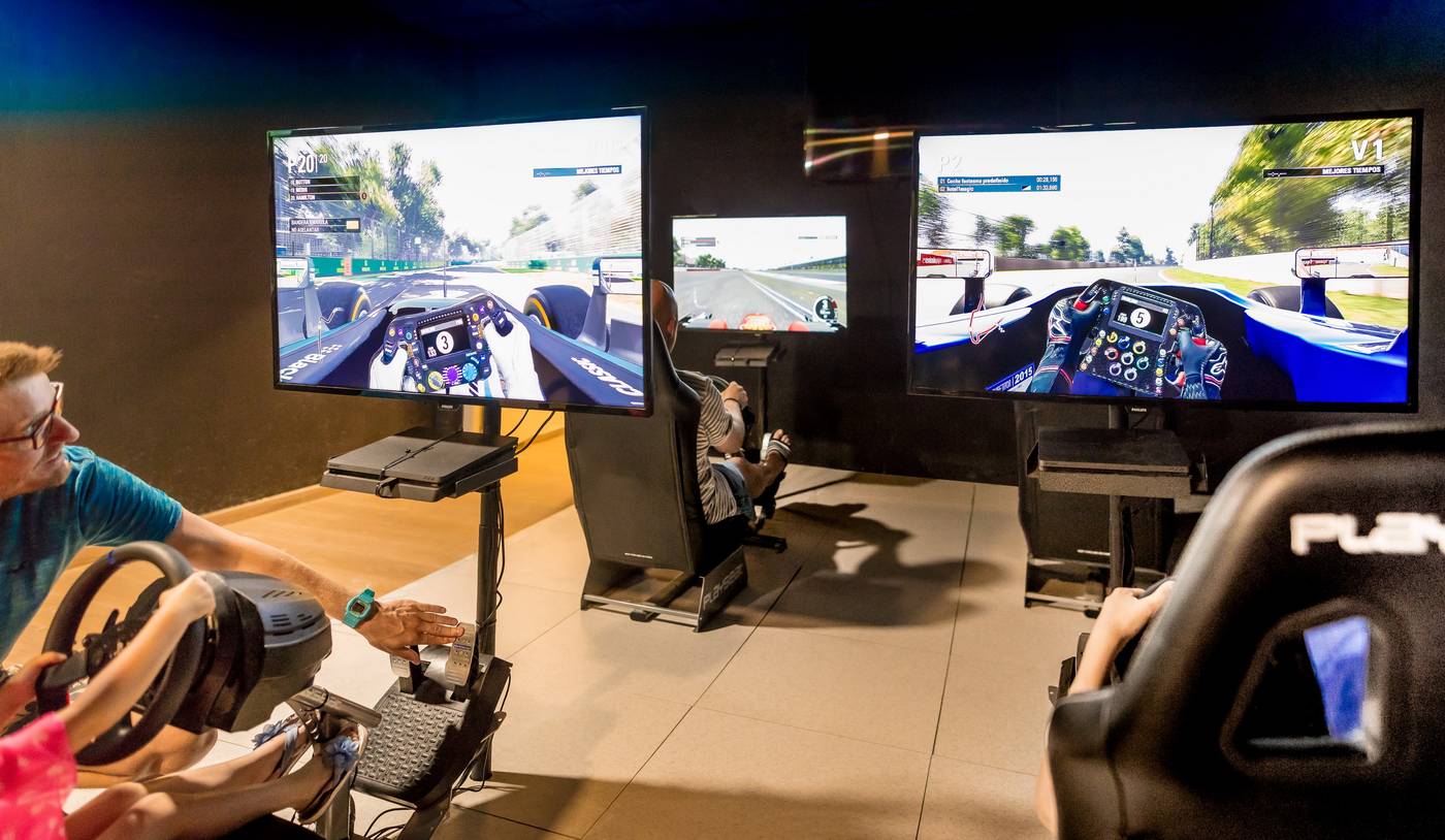 Magic-Robin-Hood-Sports-and-Entertainment-70