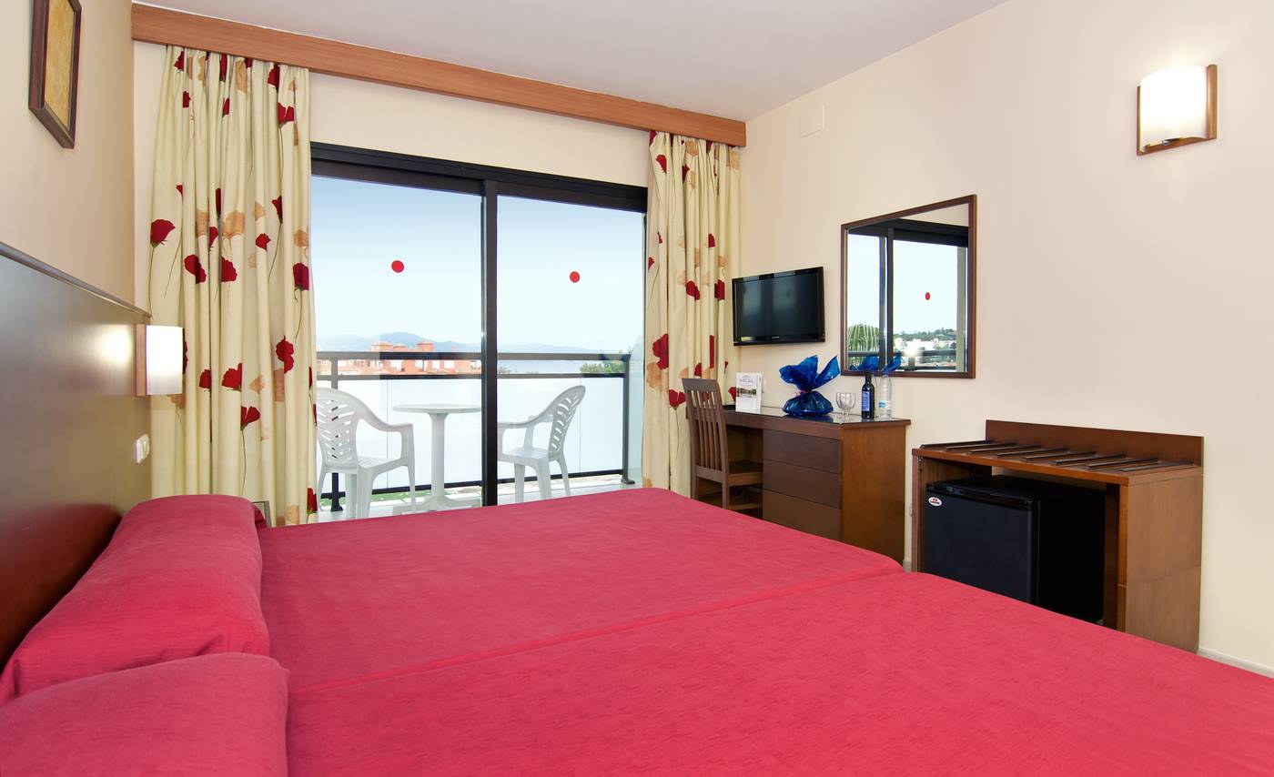 Puente-Real-Room-21