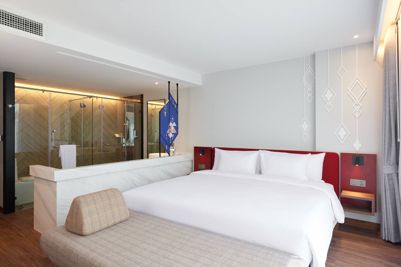 Centra-By-Centara-Hotel-Bangkok-Phra-Nakhon-Room-15