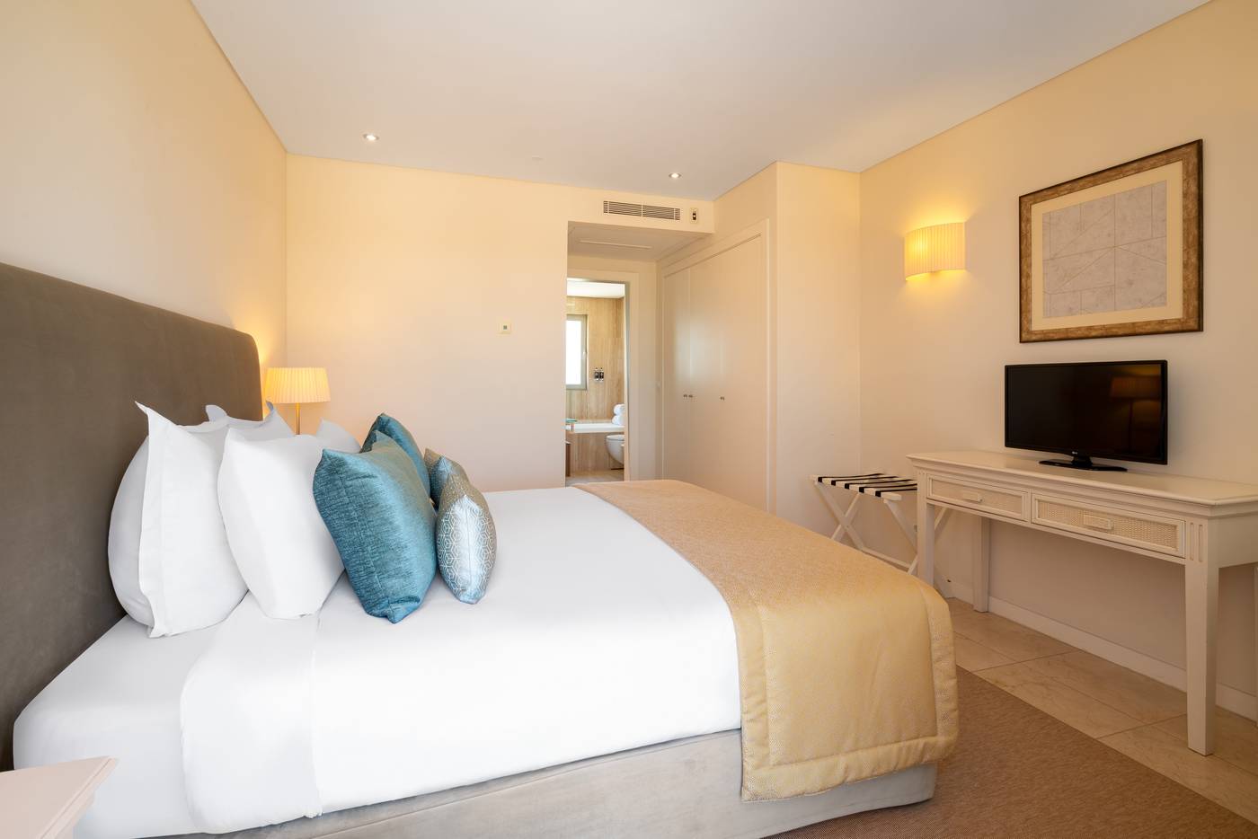 Monte-Santo-Resort-Room-31