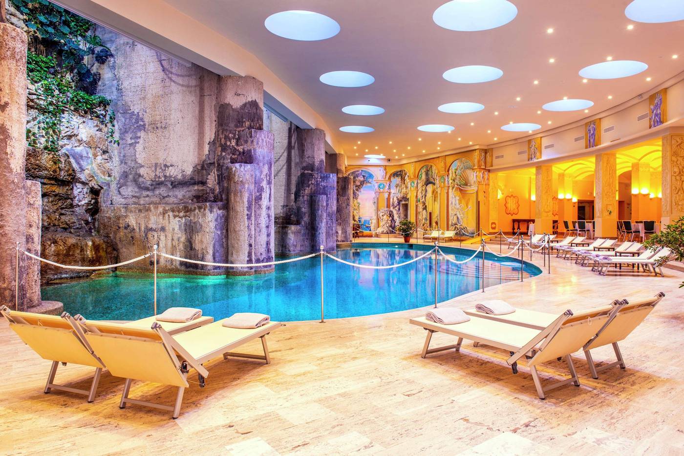 Hilton-Sorrento-Palace-Pool-94