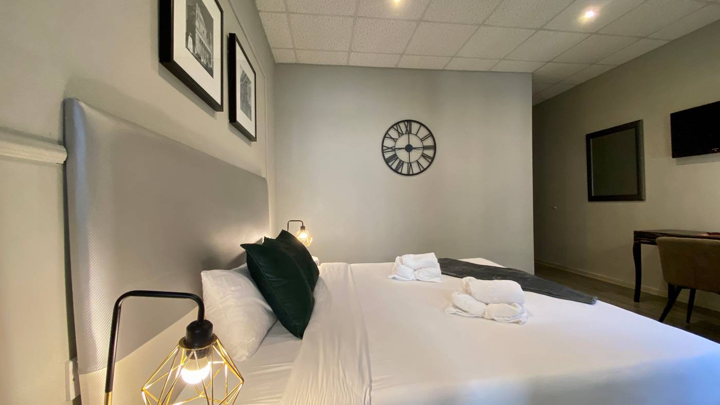 Hotel-Marina-Room-22