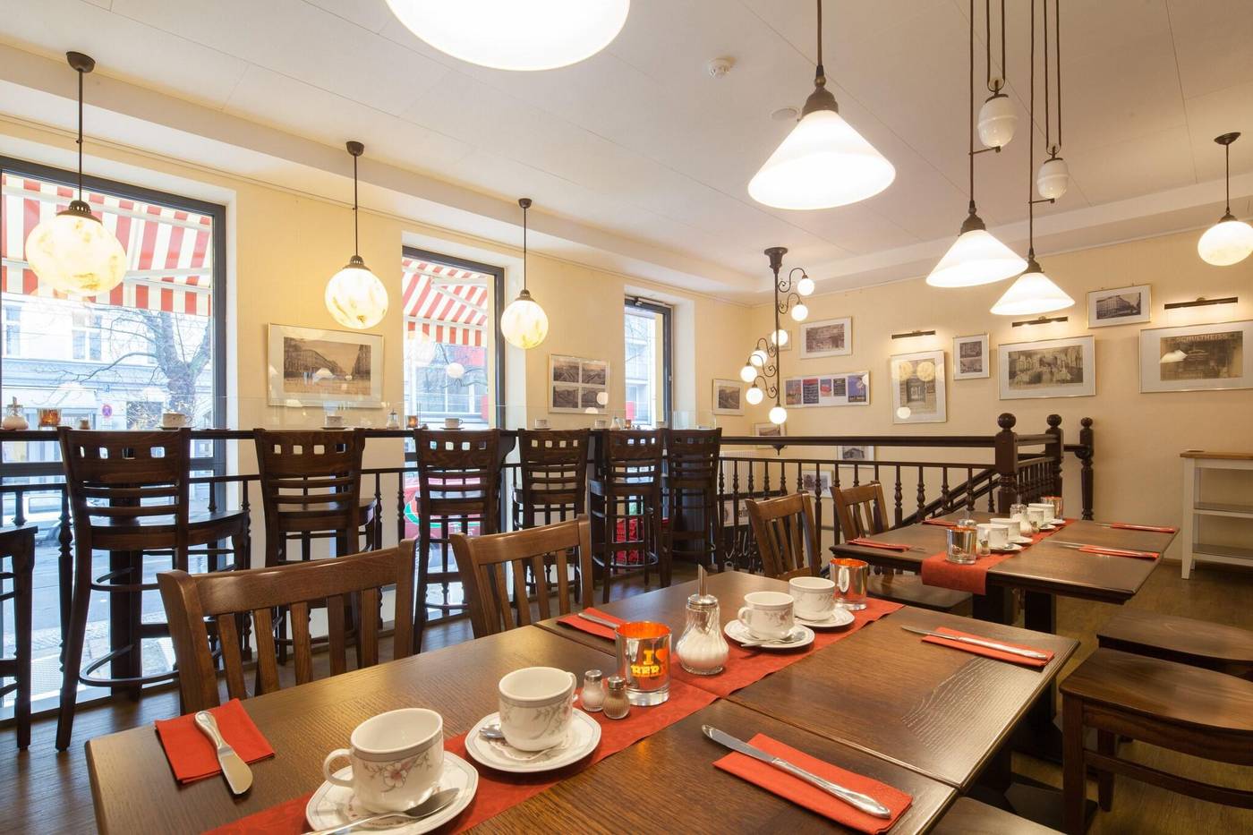 Hotel-Pension-Kastanienhof-Restaurant-17