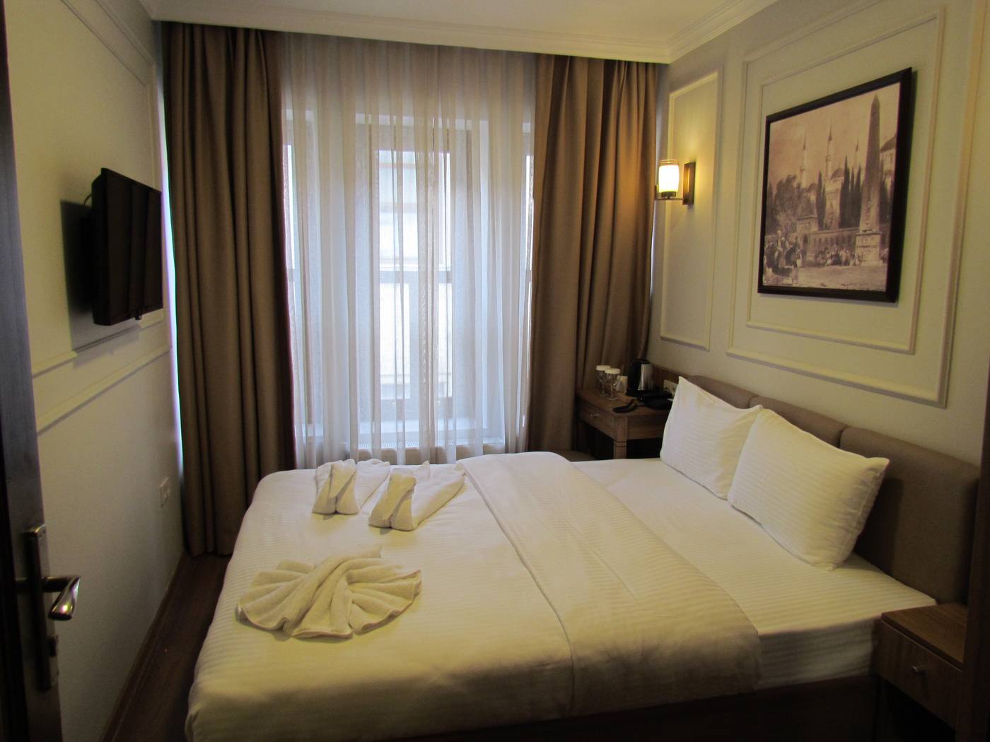 Burckin-Suleymaniye-Hotel-Room-12
