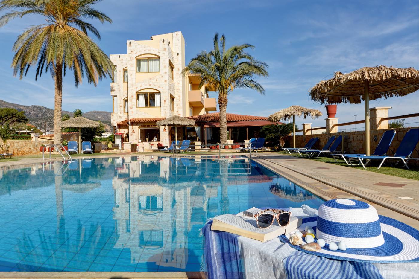 Danelis-Apartments-Pool-11