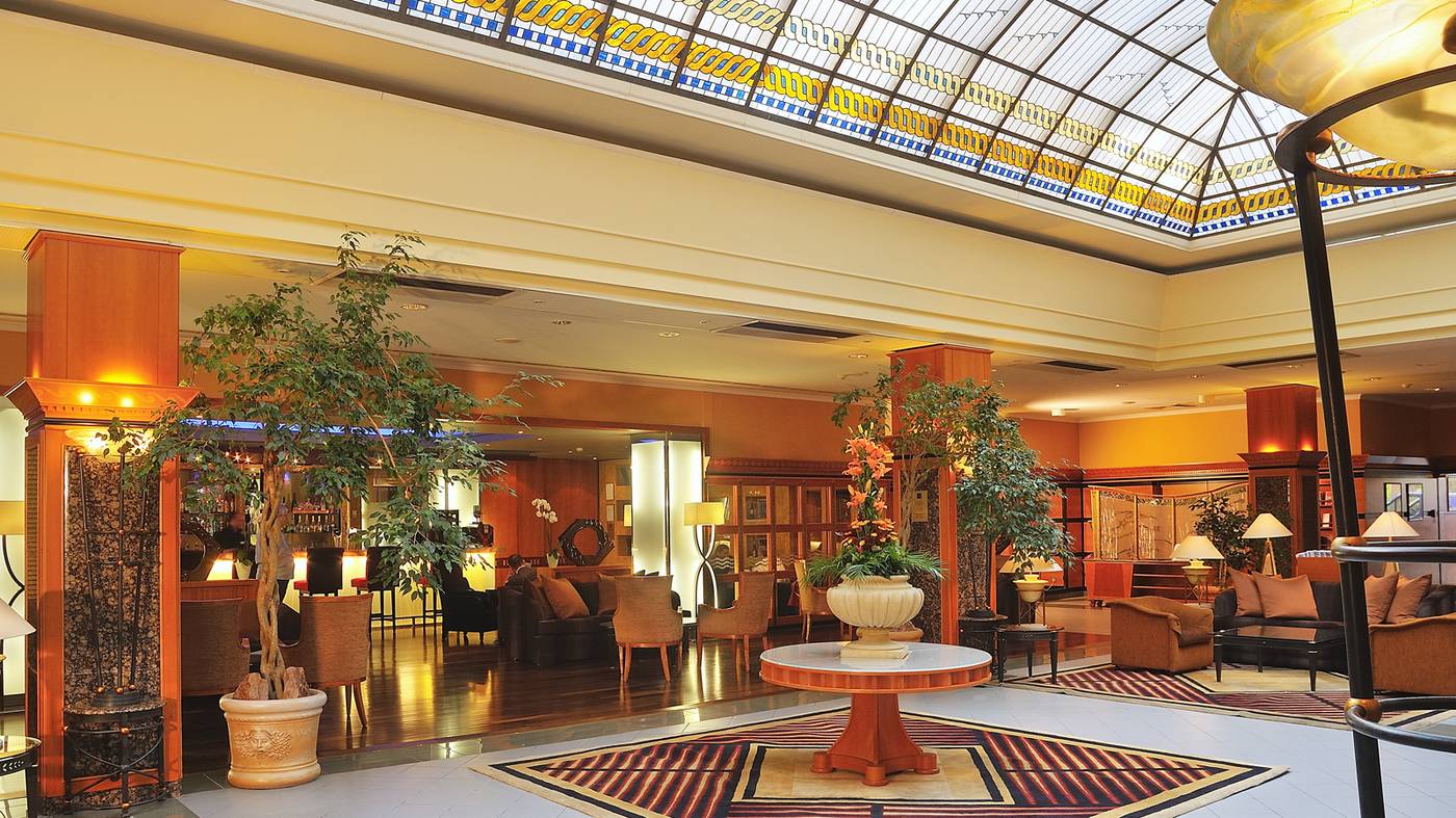 Verdi-Budapest-Aquincum-Lobby-4