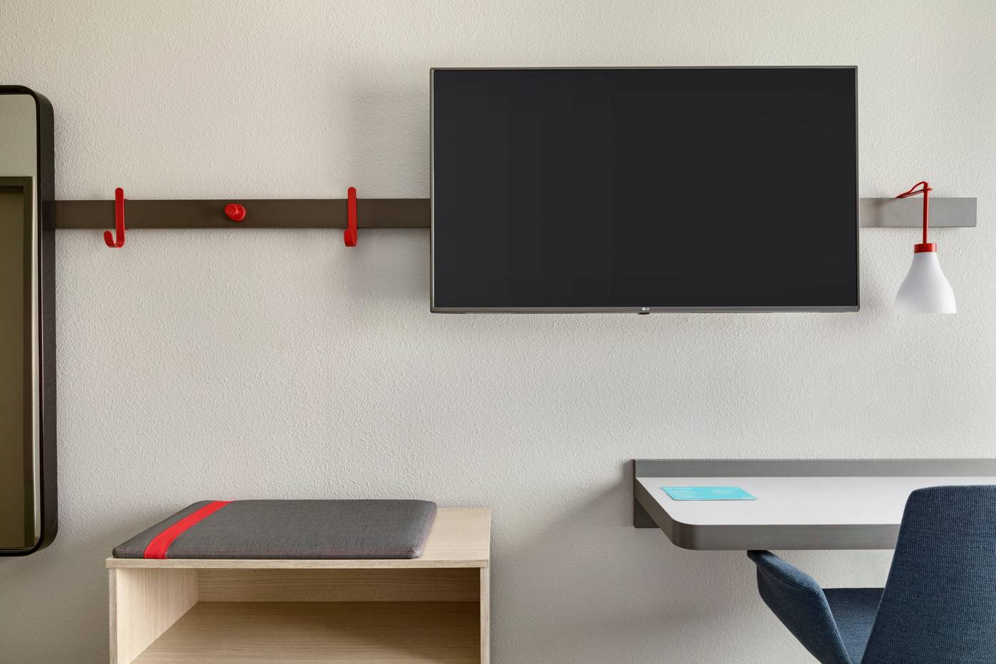 Avid-Hotels-Brooklyn-Dyker-Heights-Room-42