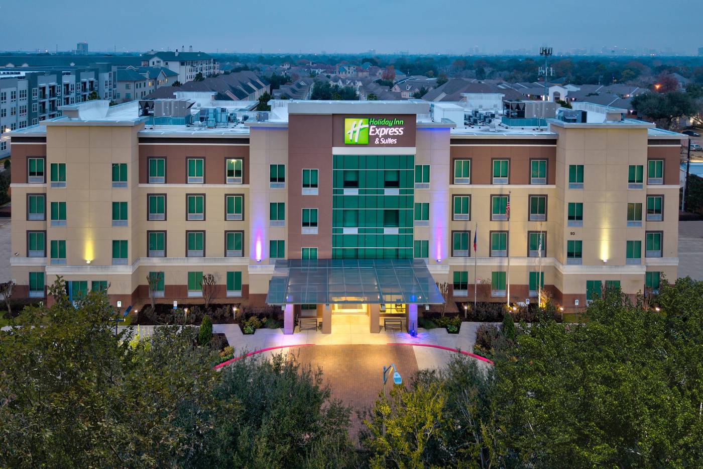 Holiday Inn Express and Suites Houston S Medical C-United States-HOUSTON-General view-7