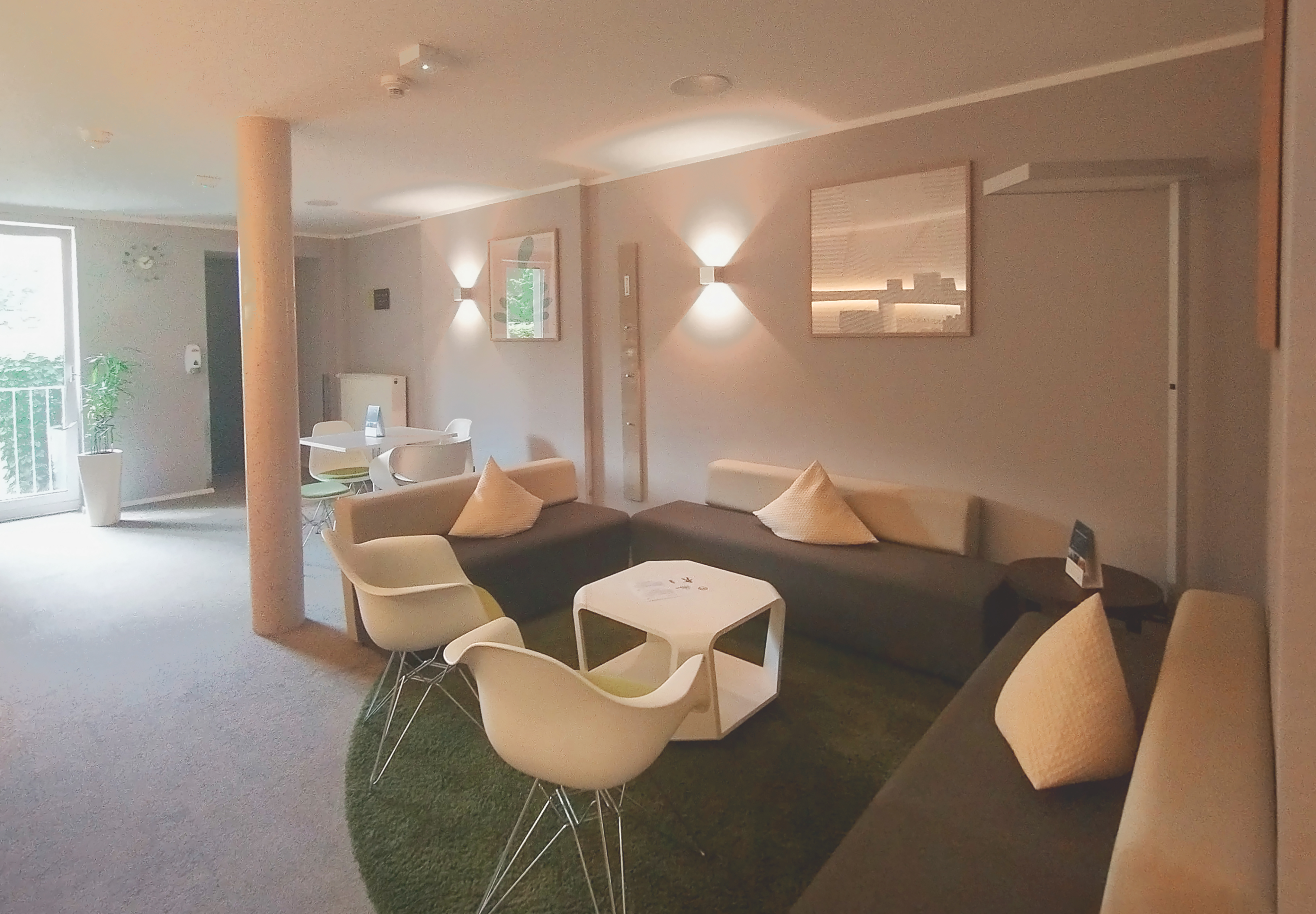 Candlewood Suites Furth-Germany-Fürth-Lobby-5