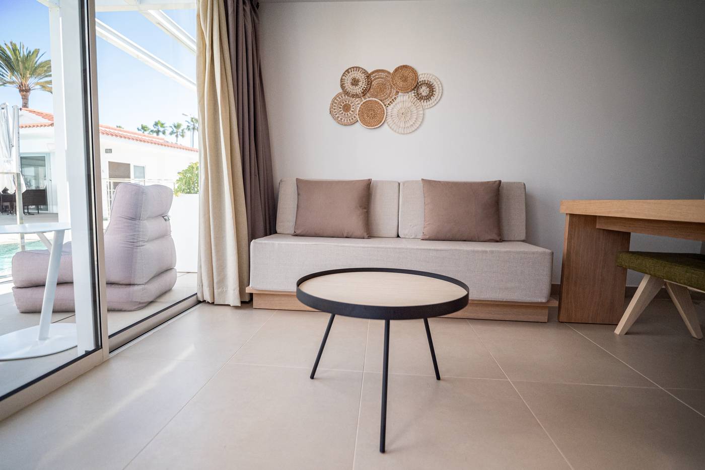 HL-Miraflor-Suites-Room-34