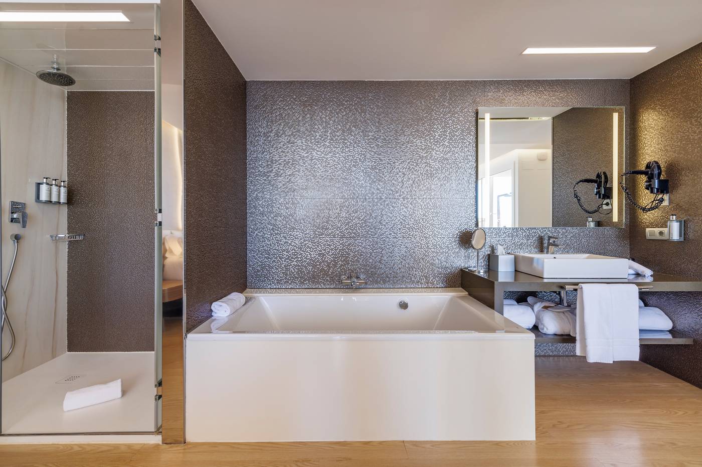 Hotel-Torre-Del-Mar-Room-48