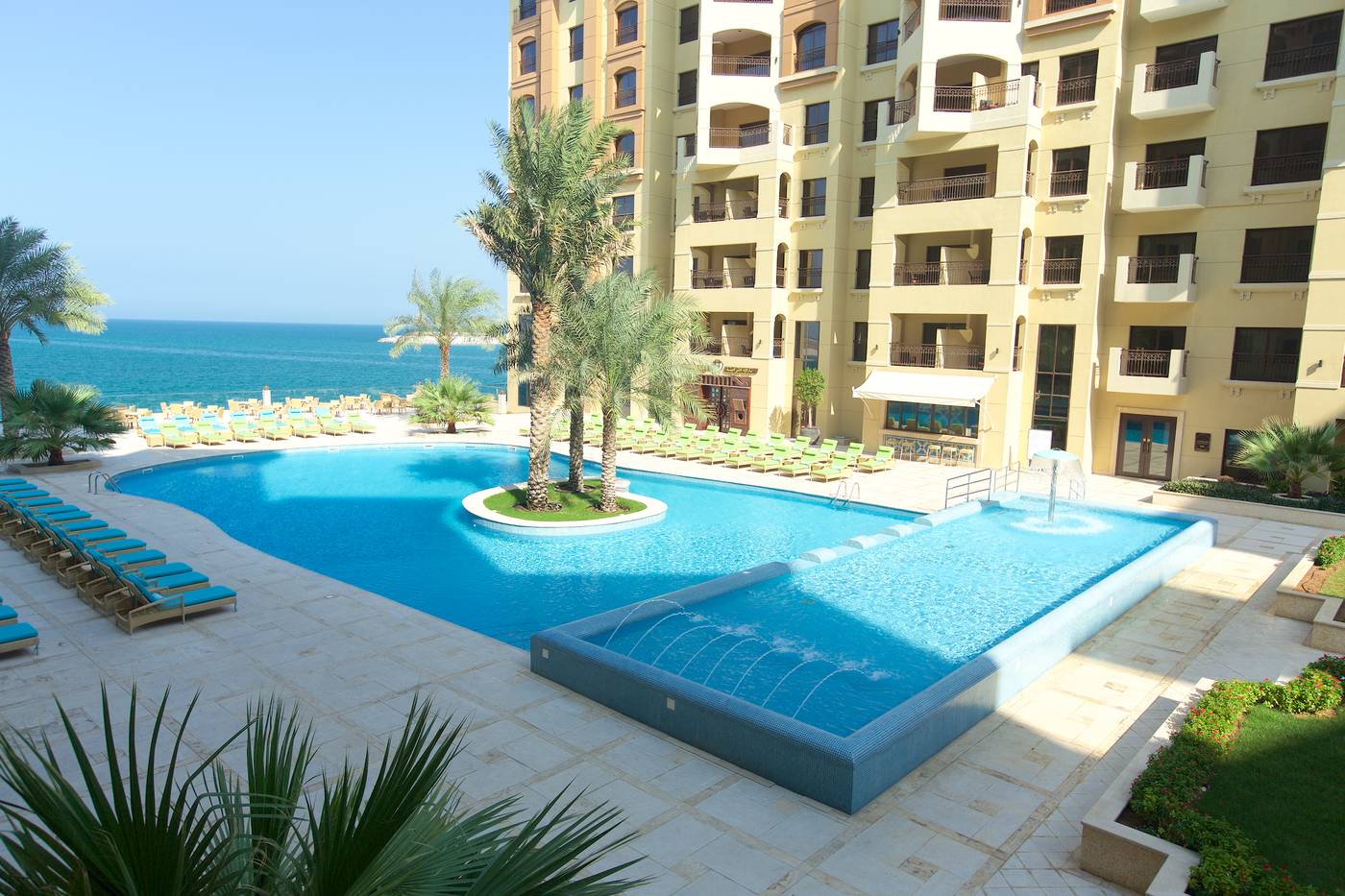 Marjan-Island-Resort-And-Spa-Pool-3