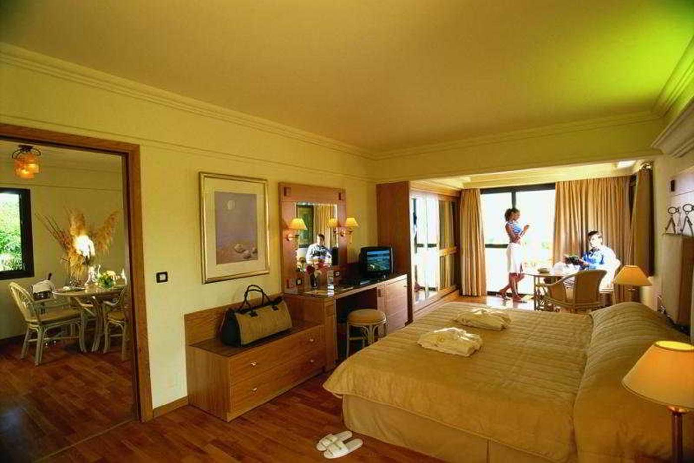 Aldemar-Knossos-Royal-Villas-Room-48