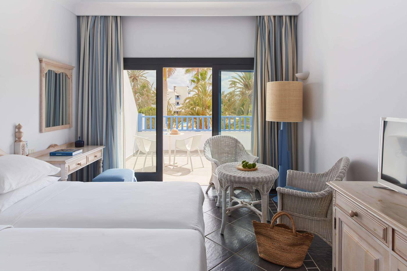 Seaside-Los-Jameos-Playa-Hotel-Room-32