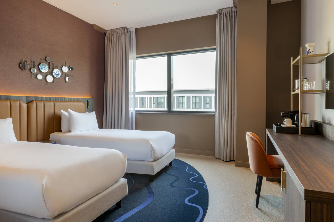 Corendon-Plaza-Amsterdam-Schiphol-Airport-Hotel-Room-19