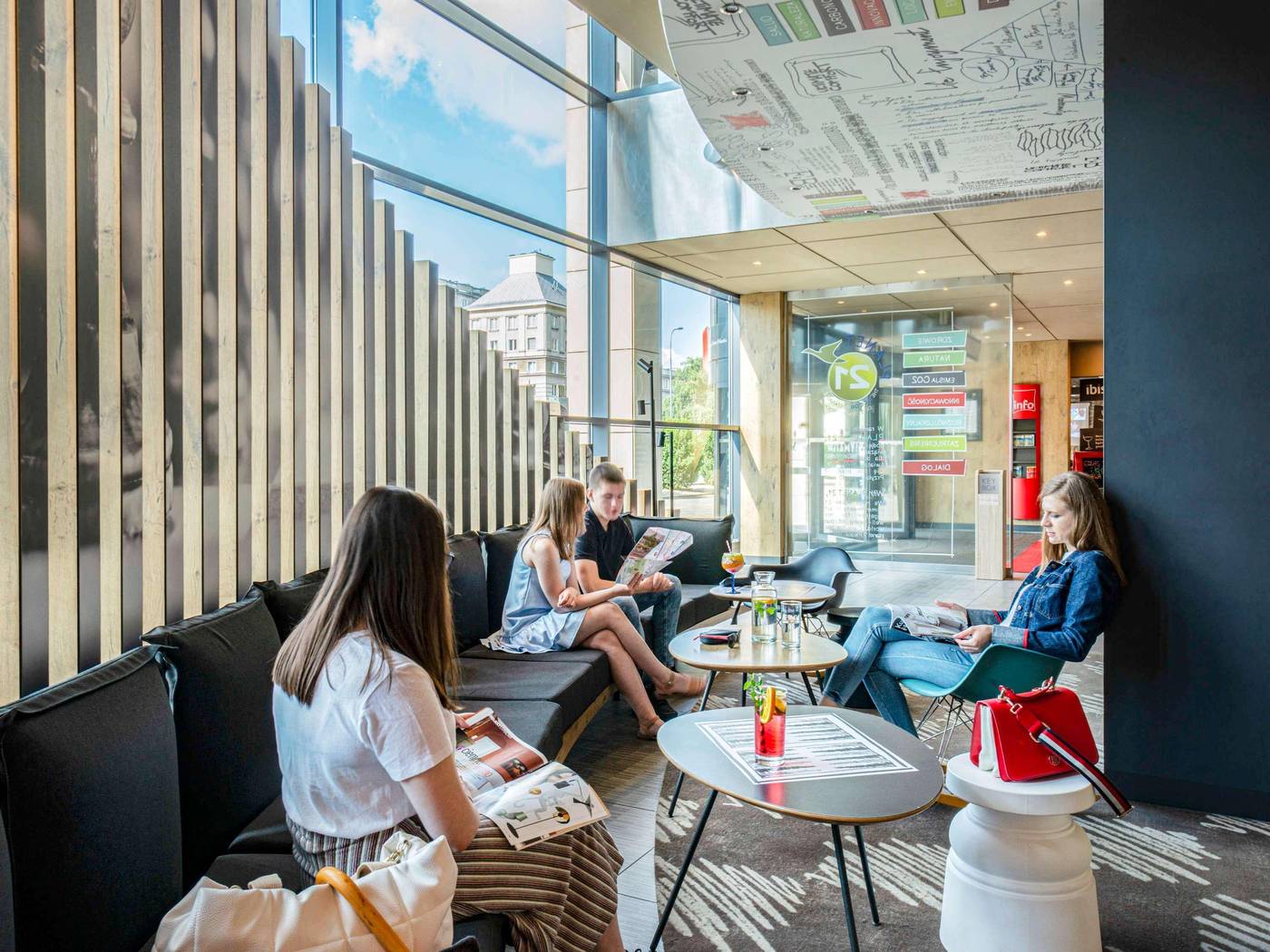 ibis-Warszawa-Stare-Miasto--Old-Town--General-view-14