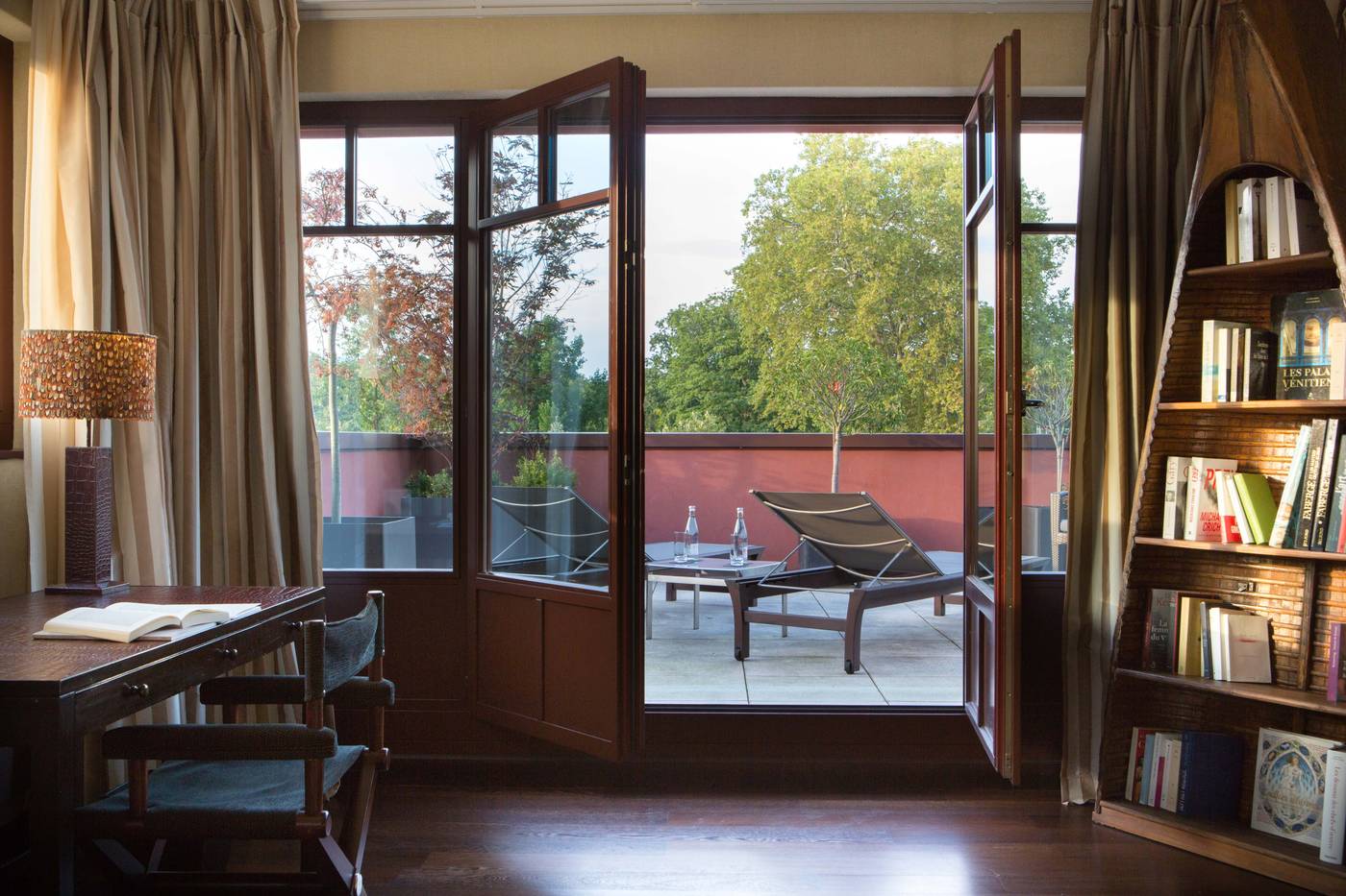 La-Reserve-Geneve---Hotel-Spa-and-Villa-Room-2