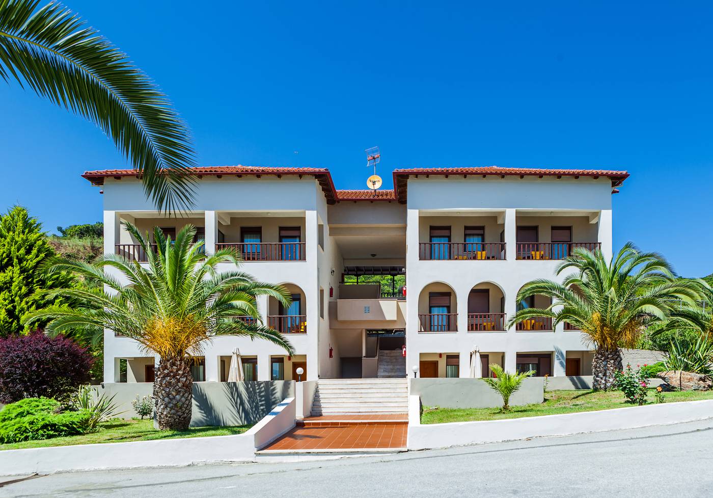 Theoxenia-General-view-13