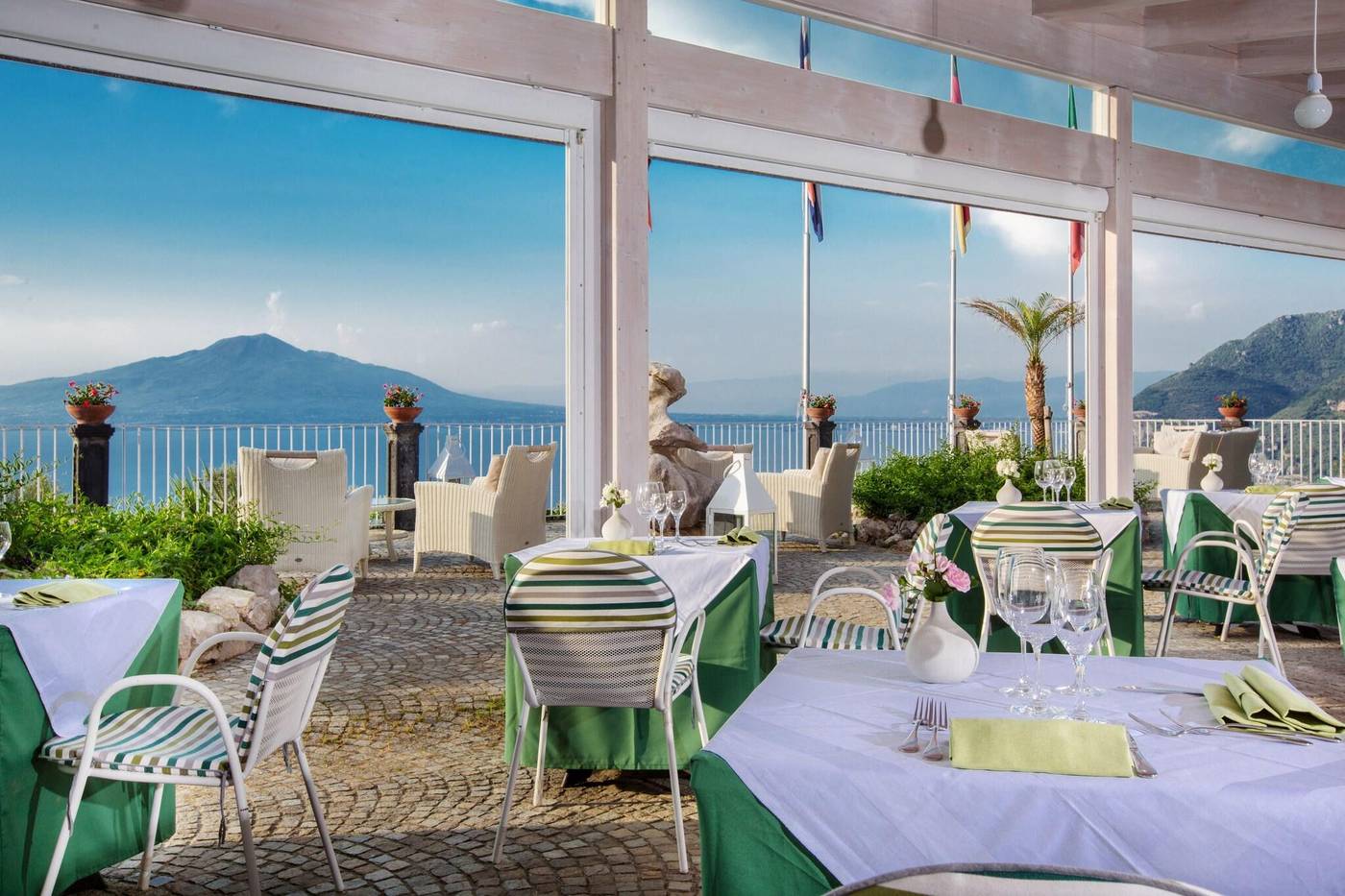 Torre-Barbara-Restaurant-3