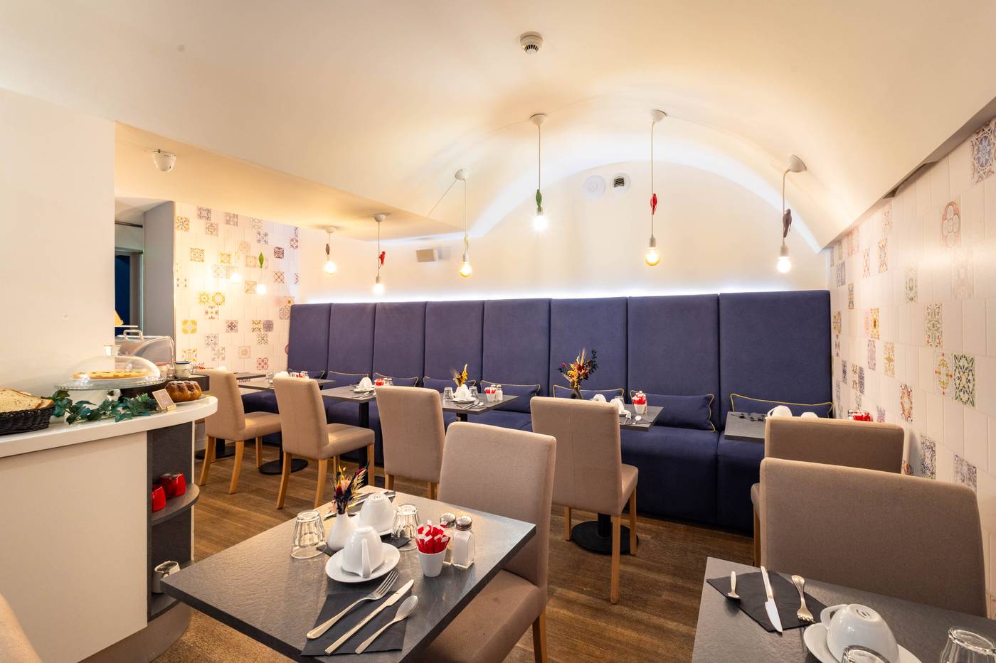 Hotel-La-Parizienne-General-view-35