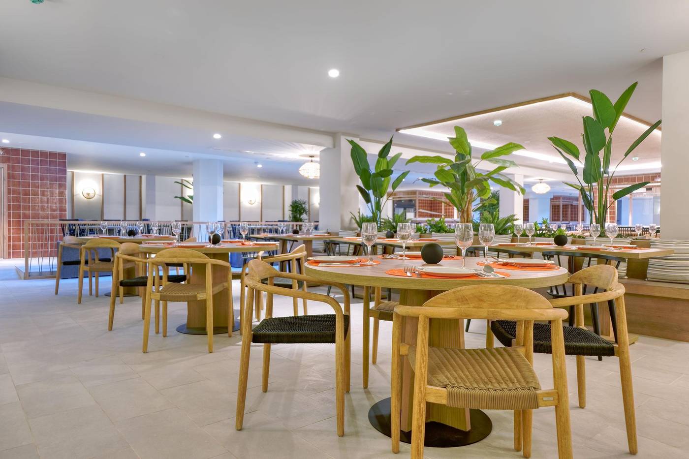 Hovima-Suites-Costa-Adeje-Restaurant-55