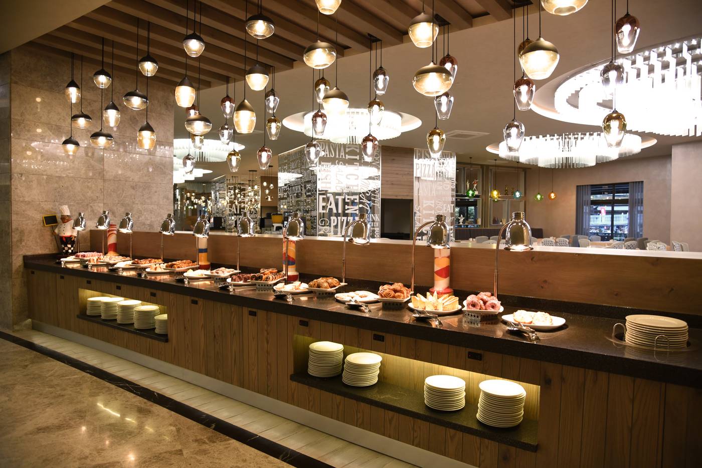 Royal-Wings-Hotel-Restaurant-46