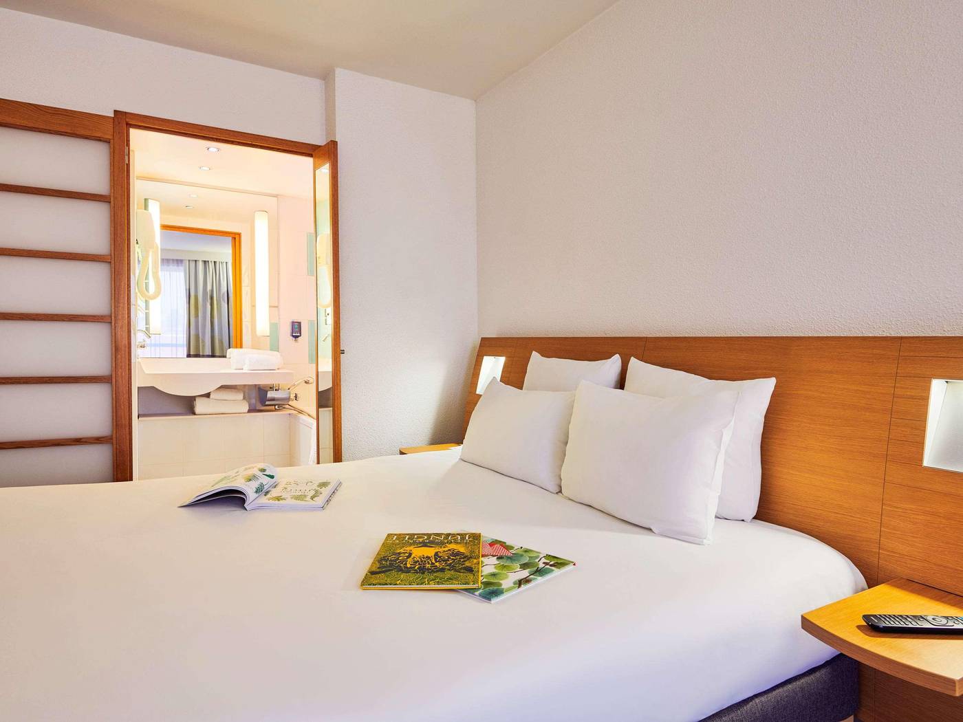 Novotel-Paris-Porte-D-italie-Room-52