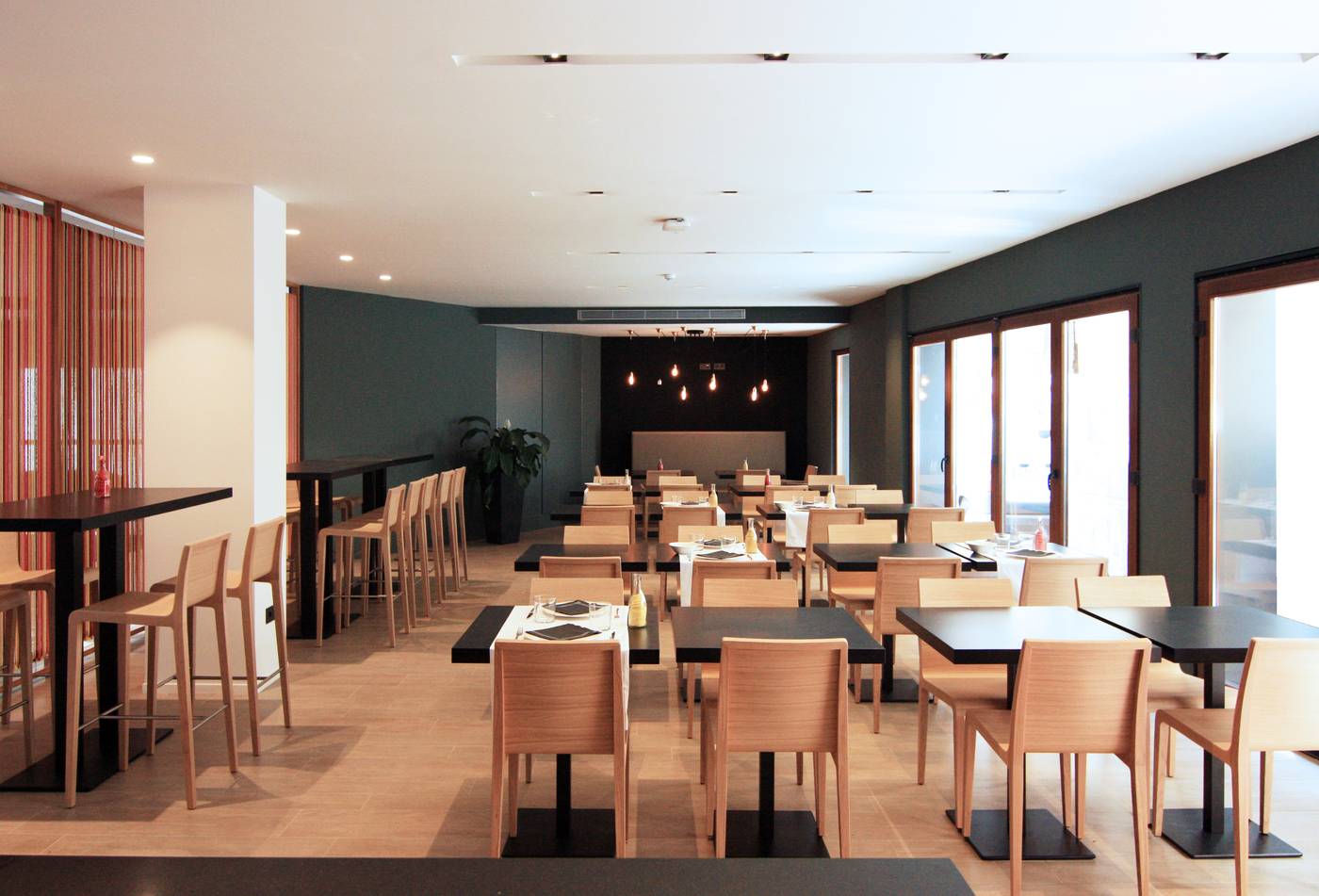 Raval-De-La-Mar-Restaurant-24