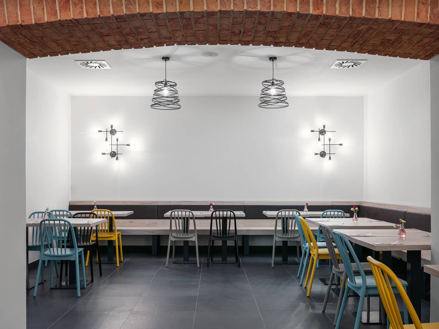 EA-ApartHotel-Melantrich-Restaurant-7