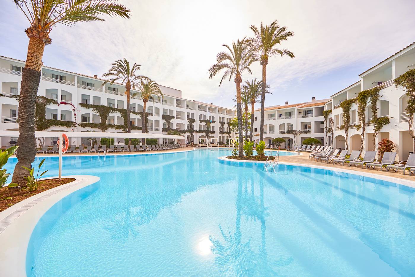 Prinsotel-la-Caleta-Apts--Pool-1