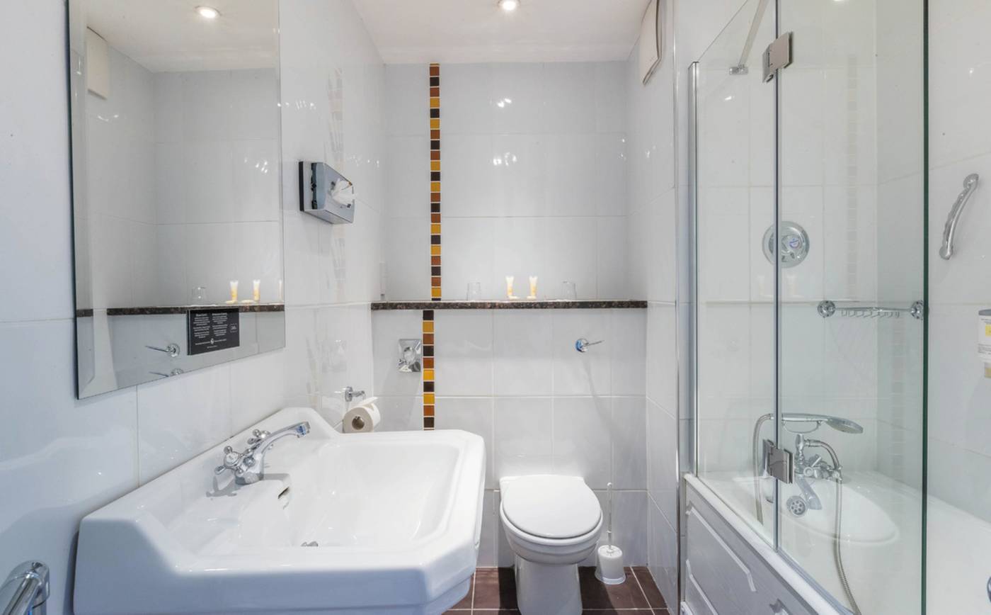 Riu-Plaza-The-Gresham-Dublin-Room-52