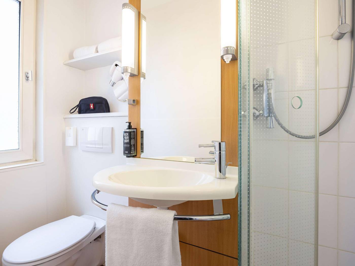 ibis-Brussels-City-Centre-Room-53