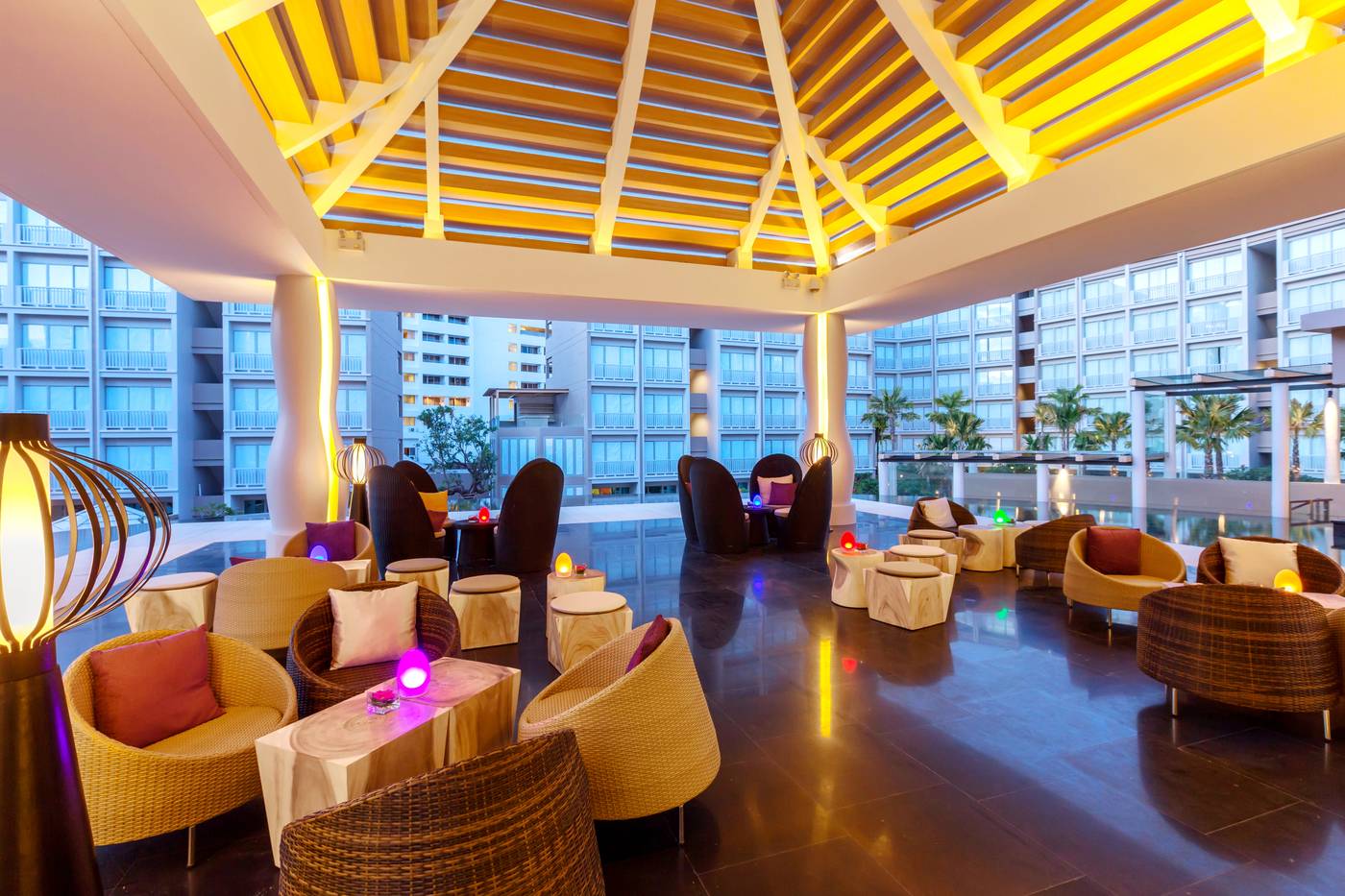 Grand-Mercure-Phuket-Patong-General-view-48