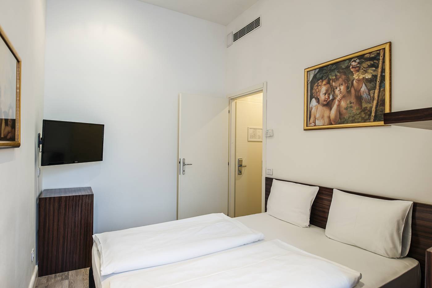 Assenzio-Prague-Room-22