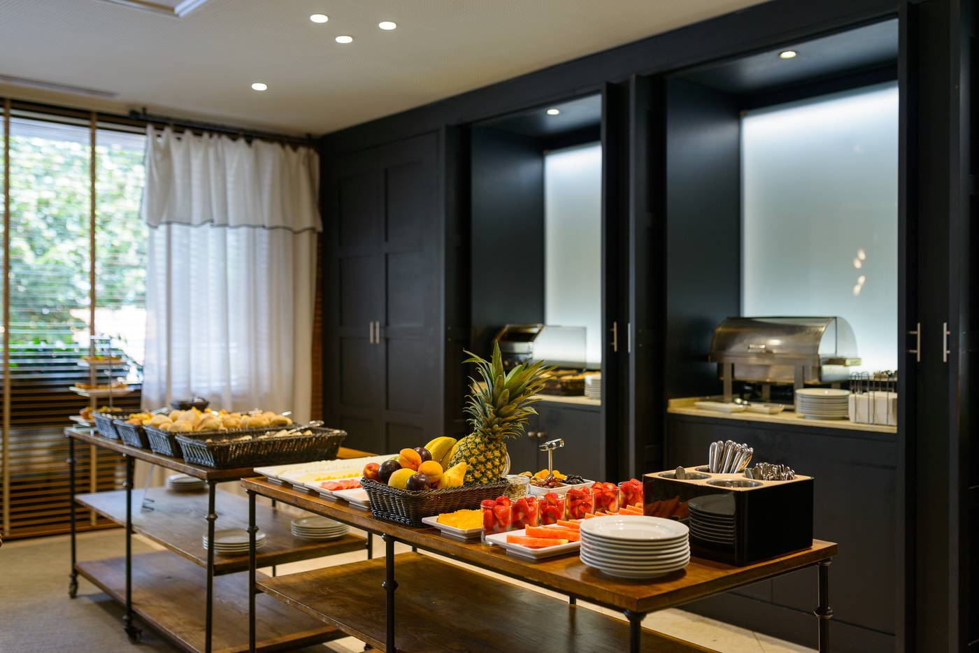 Dom-Carlos-Park-Restaurant-35