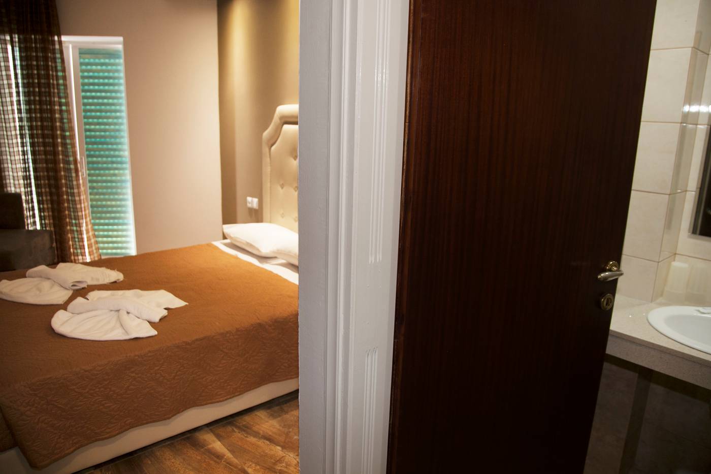 Hotel-Zeus-Room-23