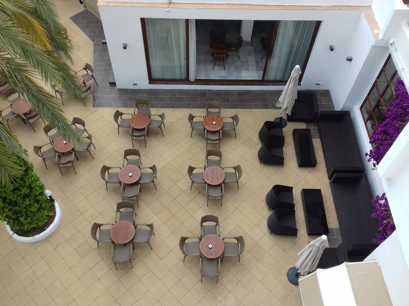 Tres-Torres-Terrace-12