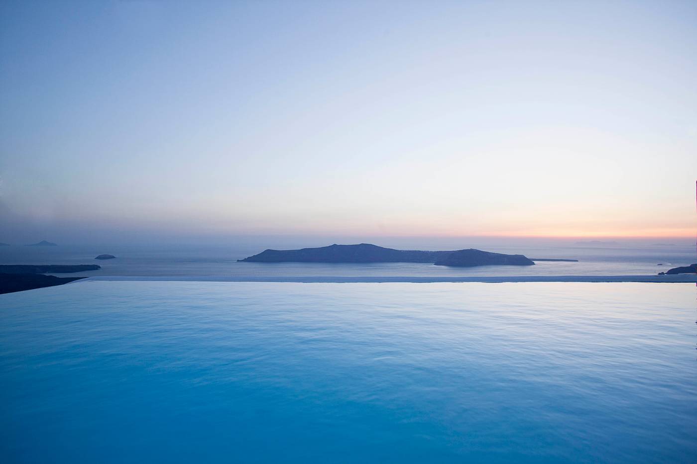 La-Maltese-Caldera-Concept-Pool-11