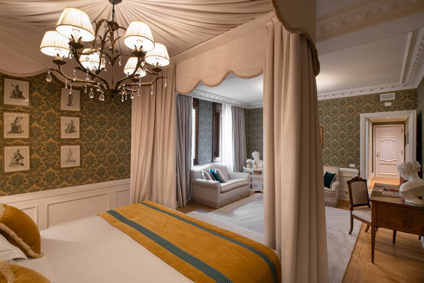 Helvetia---Bristol-Firenze---Starhotels-Collezione-Room-32
